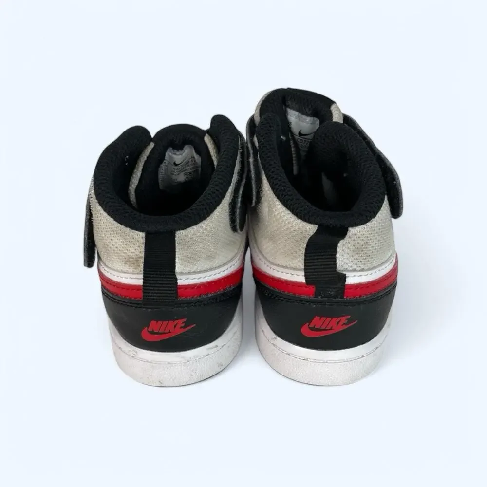 Nike excellent see